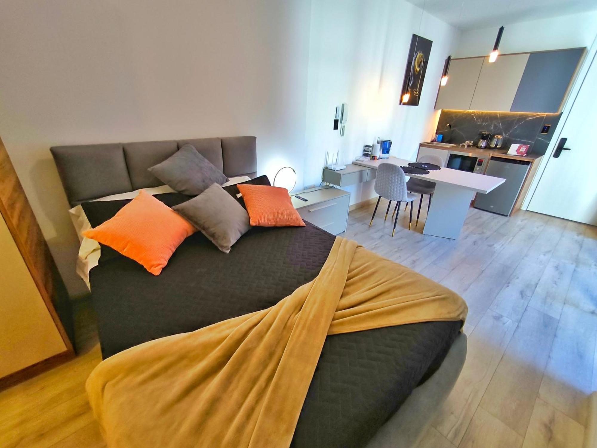 Republica Del Salvador Coliving Ecuador Xoe Apartment กีโต ภายนอก รูปภาพ