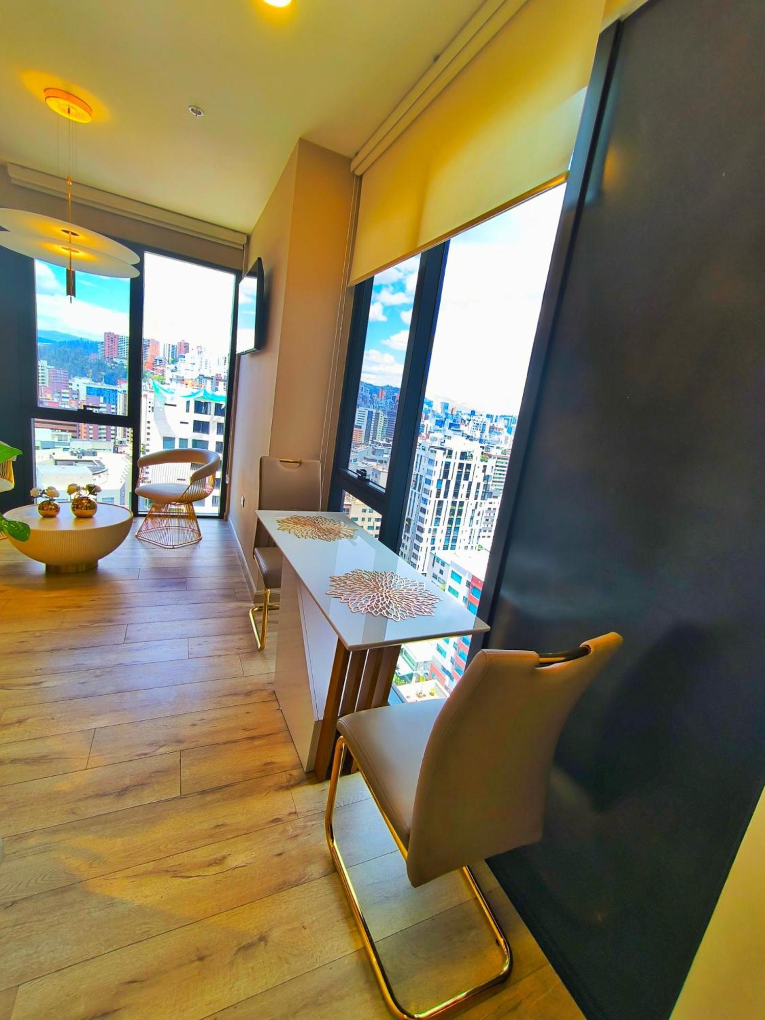 Republica Del Salvador Coliving Ecuador Xoe Apartment กีโต ภายนอก รูปภาพ